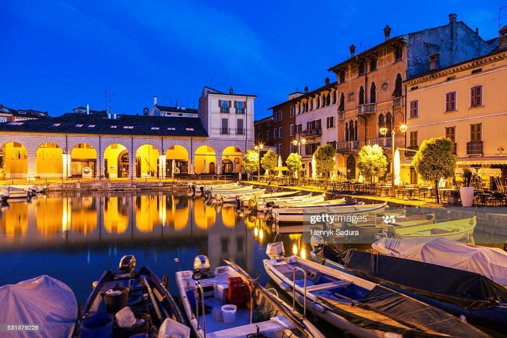 Appartamento Lake Garda Ibiscus Di Francia Desenzano del Garda Exteriér fotografie